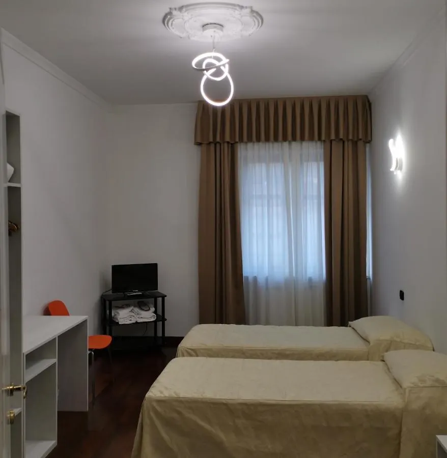 Guesthouse Central Station Group - Via Sammartini 15 Milan 0*,  Italy
