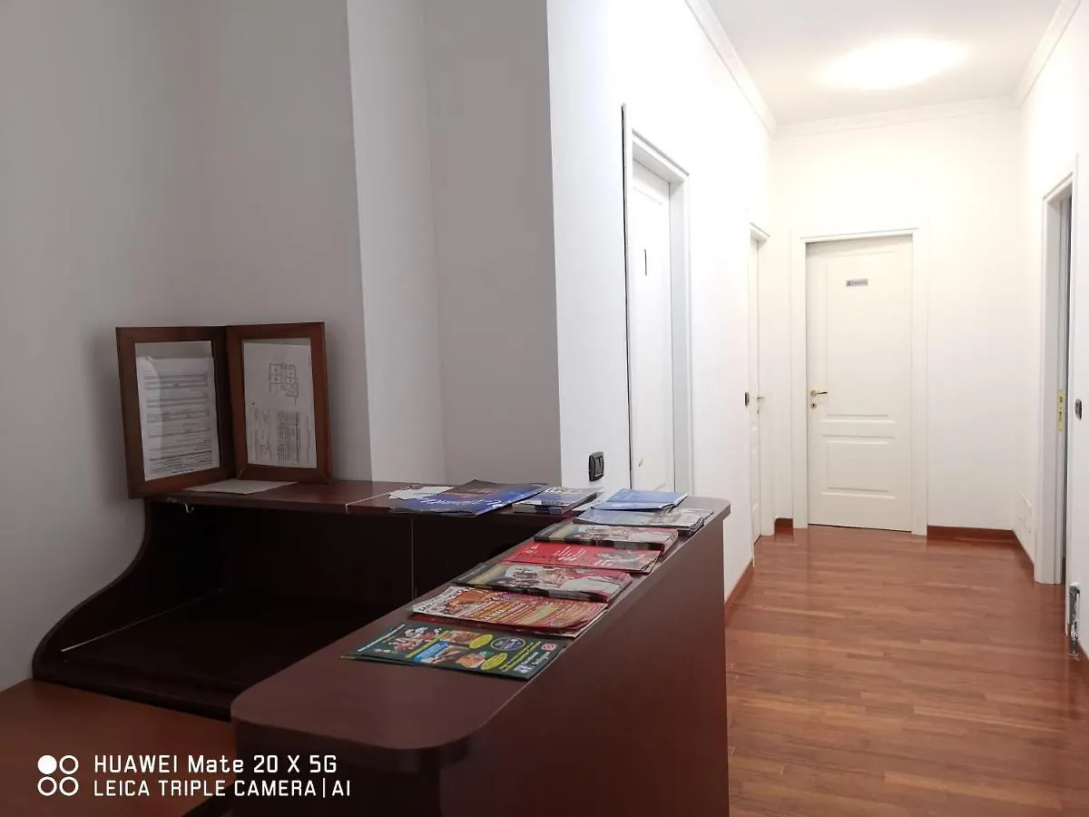 Guesthouse Central Station Group - Via Sammartini 15 Milan